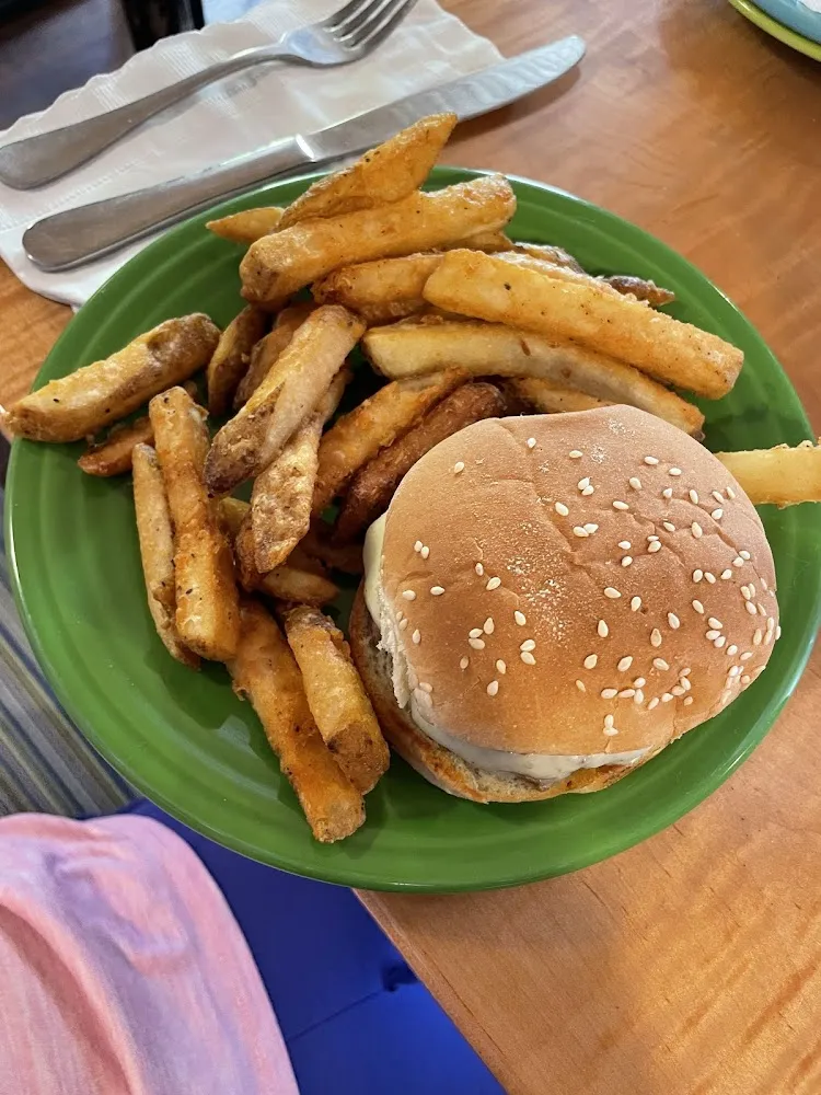 Hamburger with Cheese