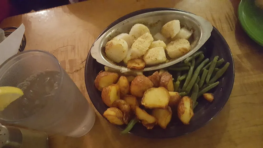 Scallops with Potatoes and String Beans
